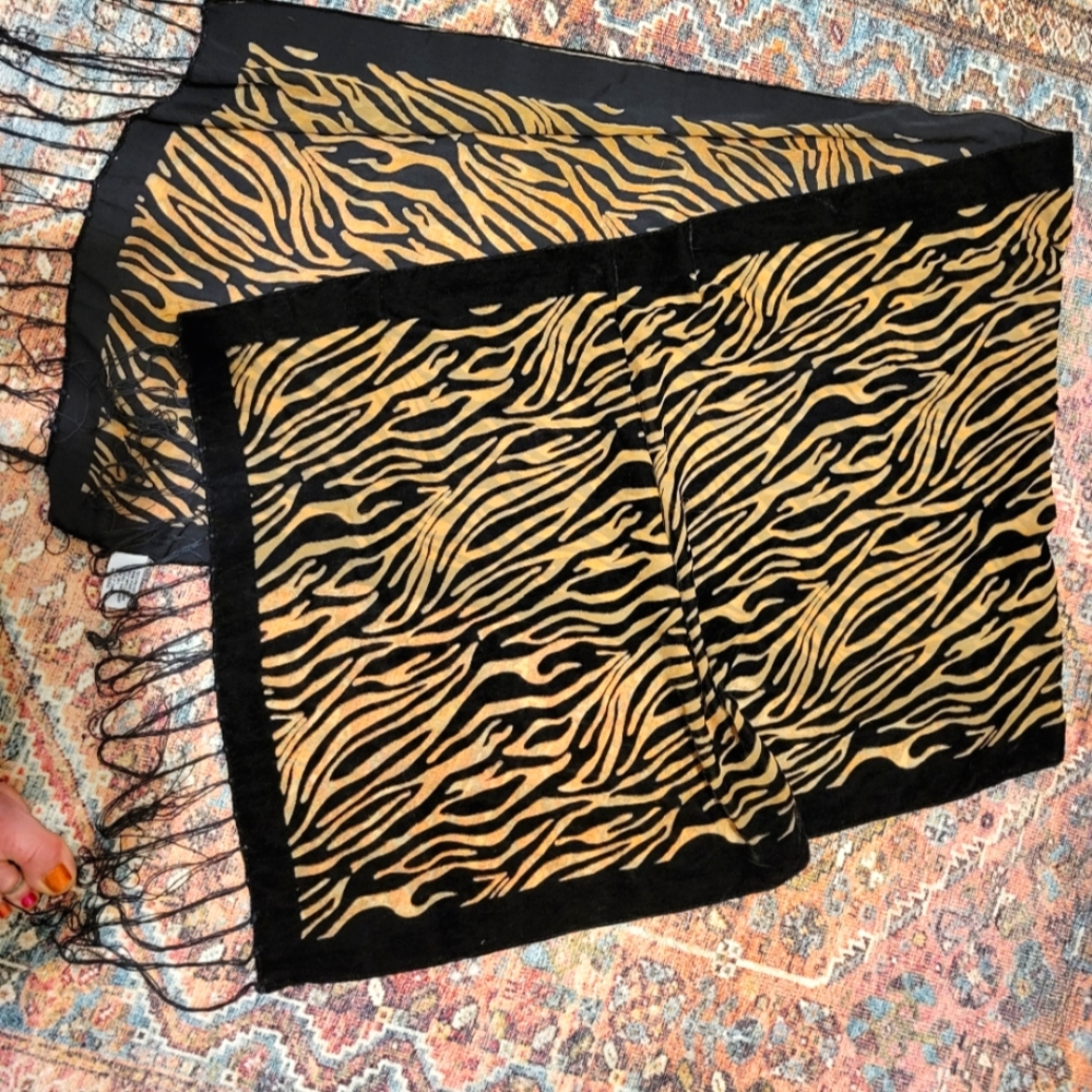 Long Velvet cut out tiger scarf